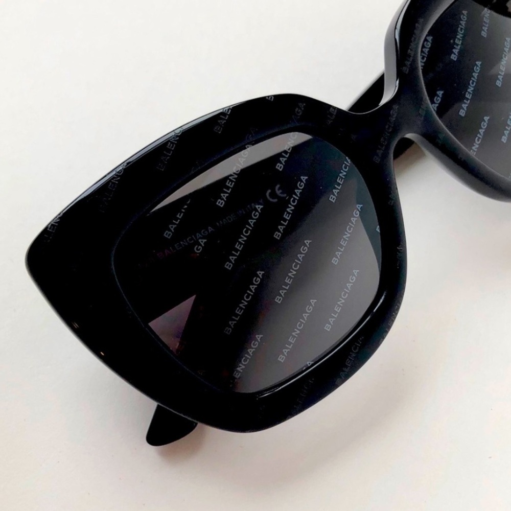 Balenciaga Logomania Sunglasses BA 130 05A with Case - Black